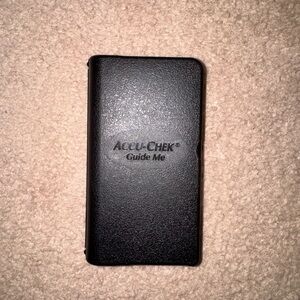 Accu-Chek Guide Me Blood Glucose Meter with Case
